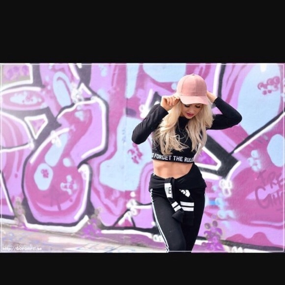 Divided by H&M Forget The Rules athletic crop top - Picture 2 of 6